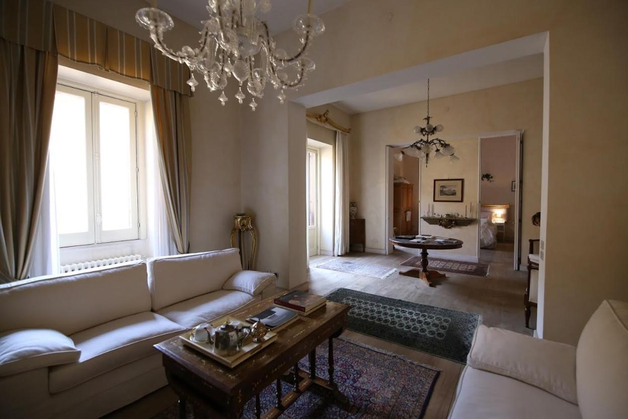 Dependance Royale Bed and Breakfast Caserta Eksteriør billede