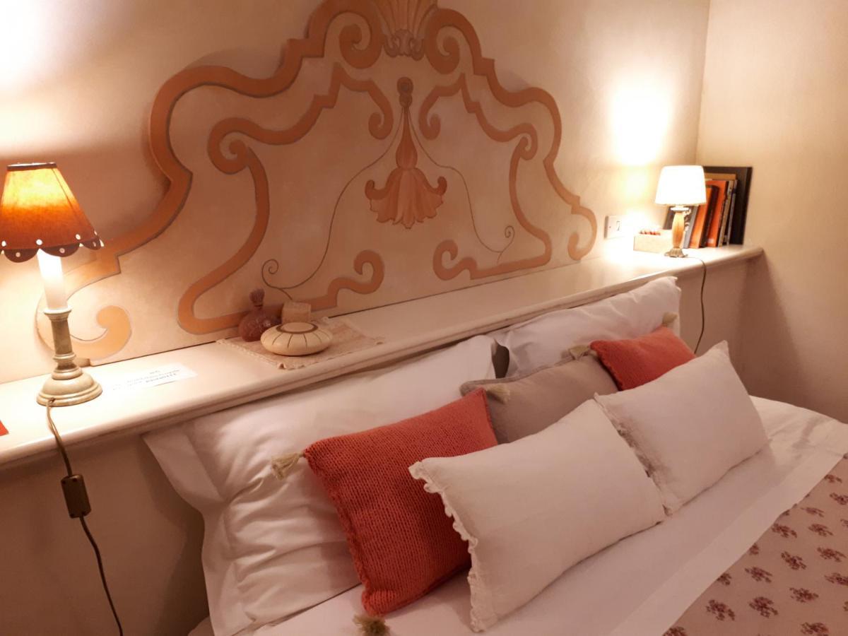 Dependance Royale Bed and Breakfast Caserta Eksteriør billede