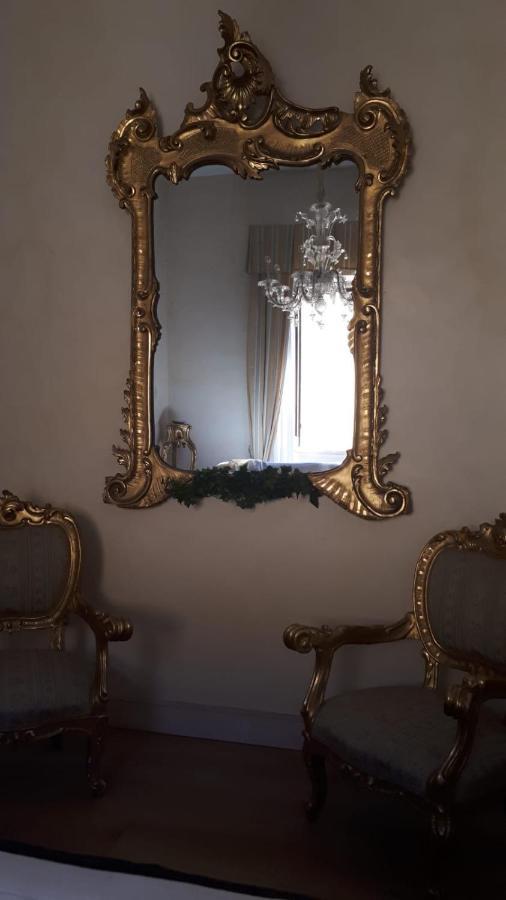 Dependance Royale Bed and Breakfast Caserta Eksteriør billede